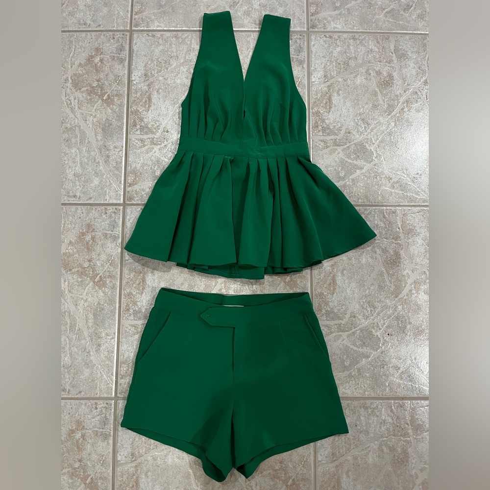 Sleeveless Top and Shorts Suit